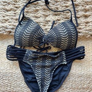 Luli fama bikini set NWOT